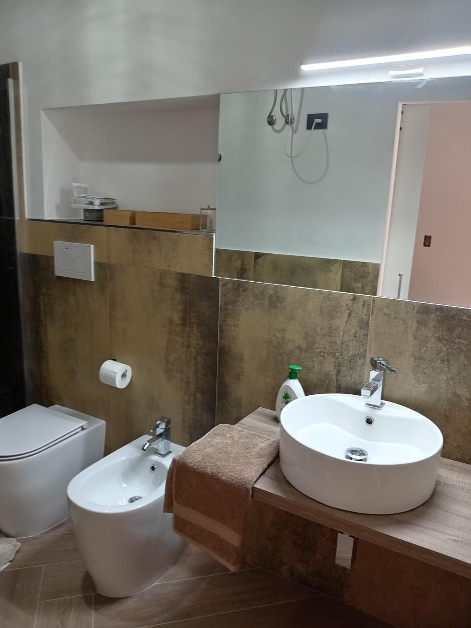 La Casa Di Carlotta Appartement Iglesias Buitenkant foto