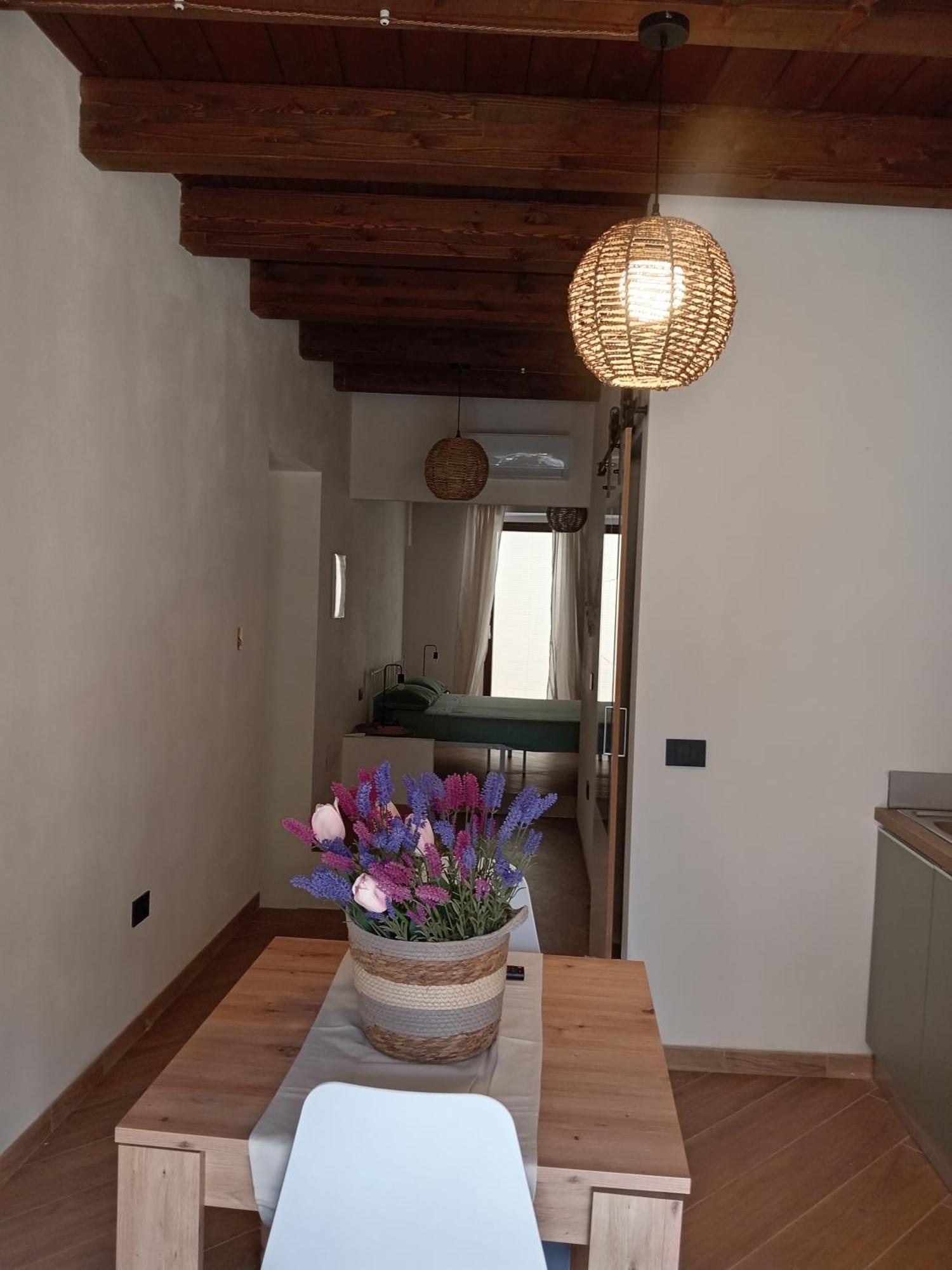 La Casa Di Carlotta Appartement Iglesias Buitenkant foto